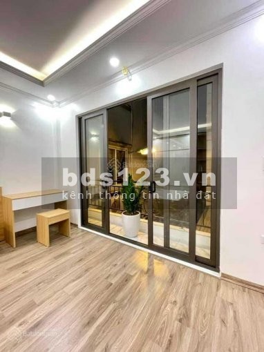 “SIÊU ĐẸP” Bán nhà mới Lĩnh Nam, Hoàng Mai, Ô TÔ đỗ cửa, chỉ 2.95 tỷ
