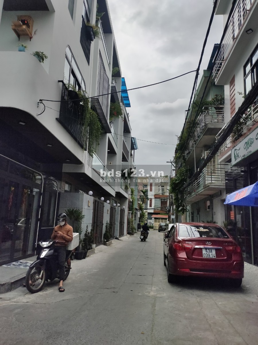 HOT chủ cần bán gấp nhà mặt tiền ngày bùng binh Duy Tân Nguyễn Hữu Thọ lh 0373152933
