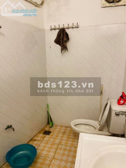 Hot Bán nhà Ngõ Quỳnh thông ra phố Bạch mai, Thanh Nhàn 5 tầng 3.2 tỷ