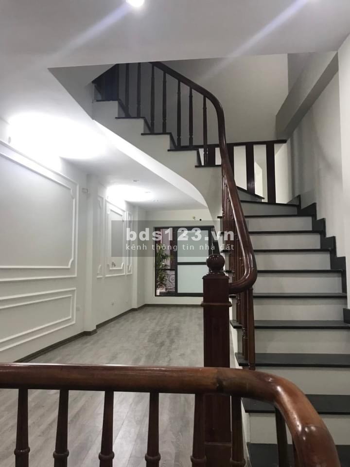 Siêu hiếm Quan Nhân ô tô tránh kinh doanh đỉnh dt 41m2, nhà mới đúc 6 tầng, lh 0869238918