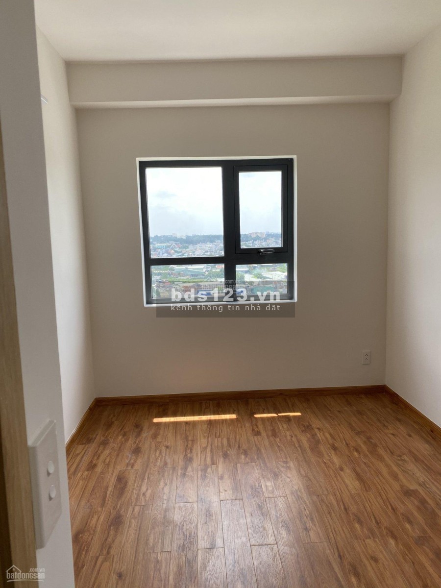 Bán căn hộ cao cấp khu vực Thủ Đức, đã có sổ, liên hệ 0906687884 giá bán 2.33 tỷ