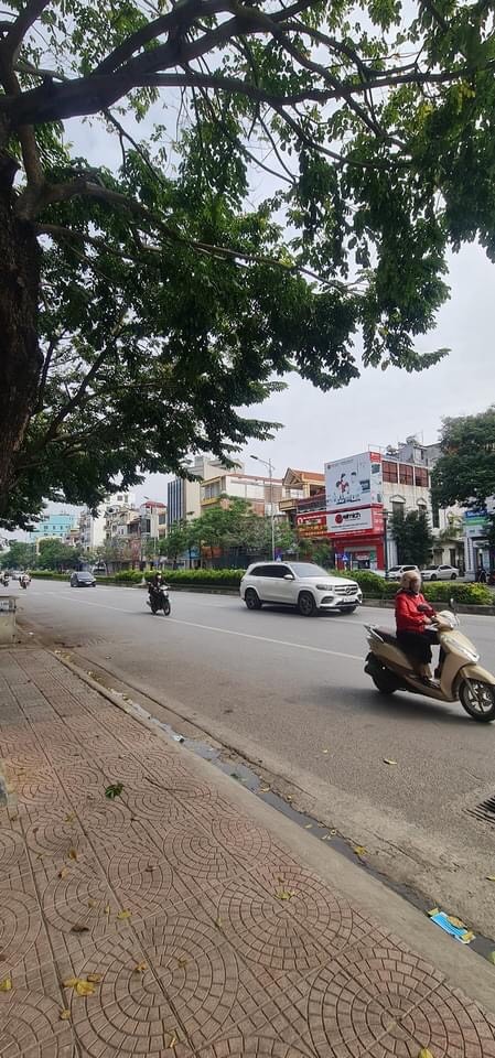Bán nhà Tư Đình Cổ Linh 99m, Gara, 4 tầng, TM 5m, ôtô đỗ ngày đêm, thoáng sáng, Nhỉnh 11 Tỷ.
