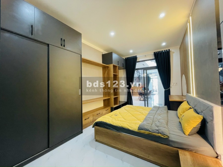 Bán nhanh nhà nguyên căn còn mới 100% hẻm 327 Y Moan, thổ cư, pháp lý chính chủ
