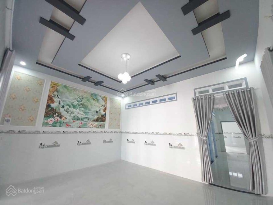 Nhà cấp 4, 80m2, giấy tờ đầy đủ sổ hồng riêng 550tr, 3 hòng ngủ, 2 phòng vệ sinh