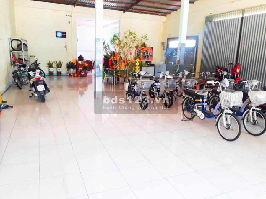 Cho thuê mặt bằng nguyên căn diện tích 120m2, giá cả thương lượng, lh 0935182993