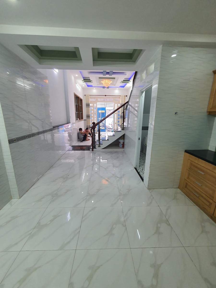 Nhà 3 tầng, hẻm xe hơi, thông Thống Nhất P11 Gò Vấp xây dựng 89m2 giá bán 5,1 tỷ