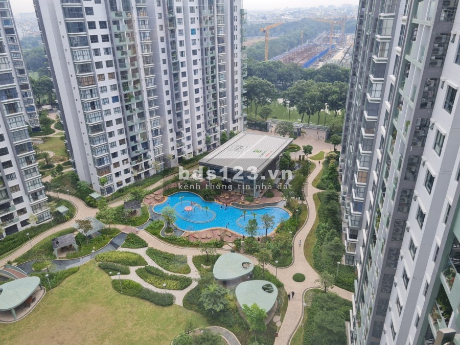 Bán Duplex Emerald Celadon Tân Phú 152m2 giá 6,5 tỷ, tặng kèm bãi đậu xe định danh