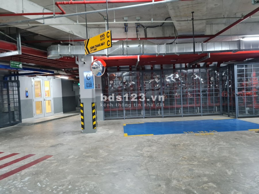 Bán Duplex Emerald Celadon Tân Phú 152m2 giá 6,5 tỷ, tặng kèm bãi đậu xe định danh