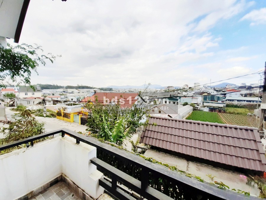Bán biệt thự siêu xinh đường Trạng Trình, phường 9, thành phố Đà Lạt.