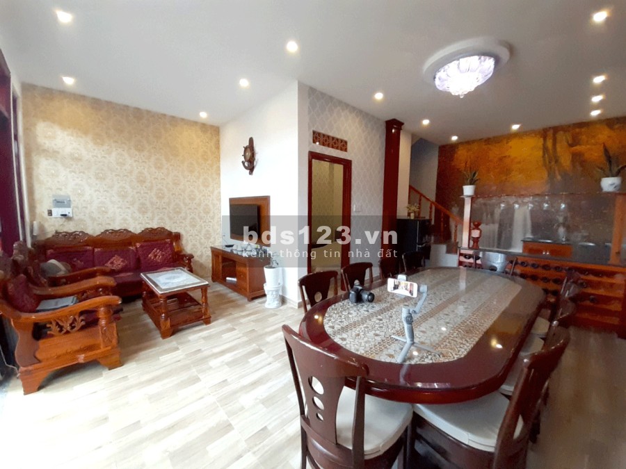 Bán biệt thự siêu xinh đường Trạng Trình, phường 9, thành phố Đà Lạt.