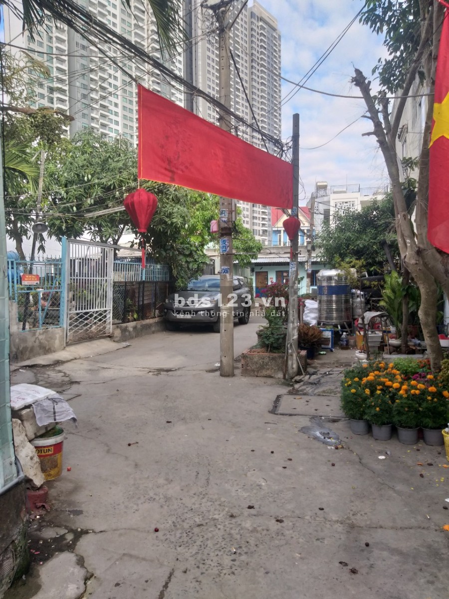 Cho thuê nhà cấp 4 diện tích sử dụng 5x20 trống suốt, giá 6 triệu/tháng khu an ninh