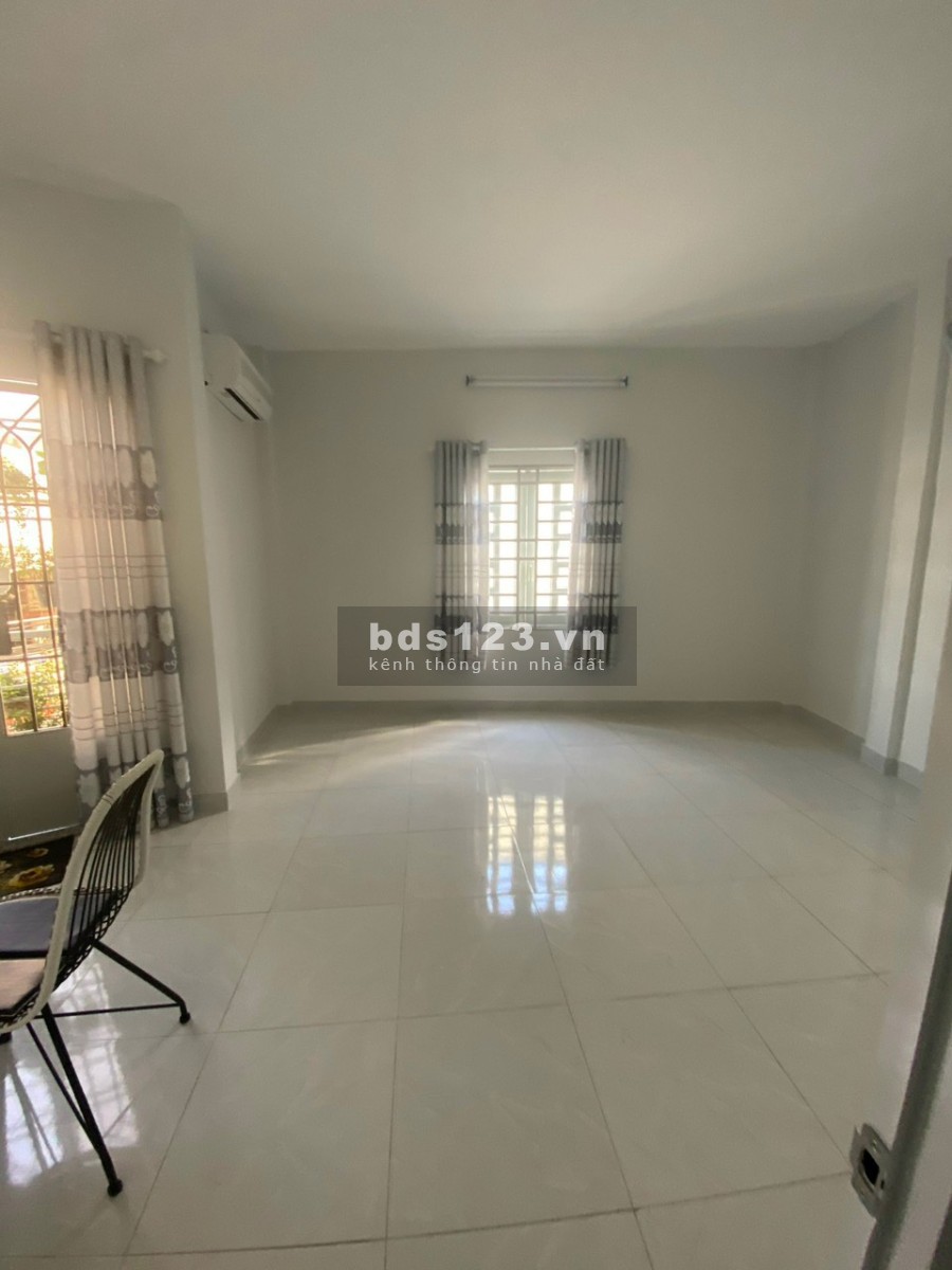 Bán Nhà Đường Nguyễn Thượng Hiền, Phường 5, BT, 2 Mặt Hẻm, HXH, 40m2, Chỉ 4.7 Tỷ