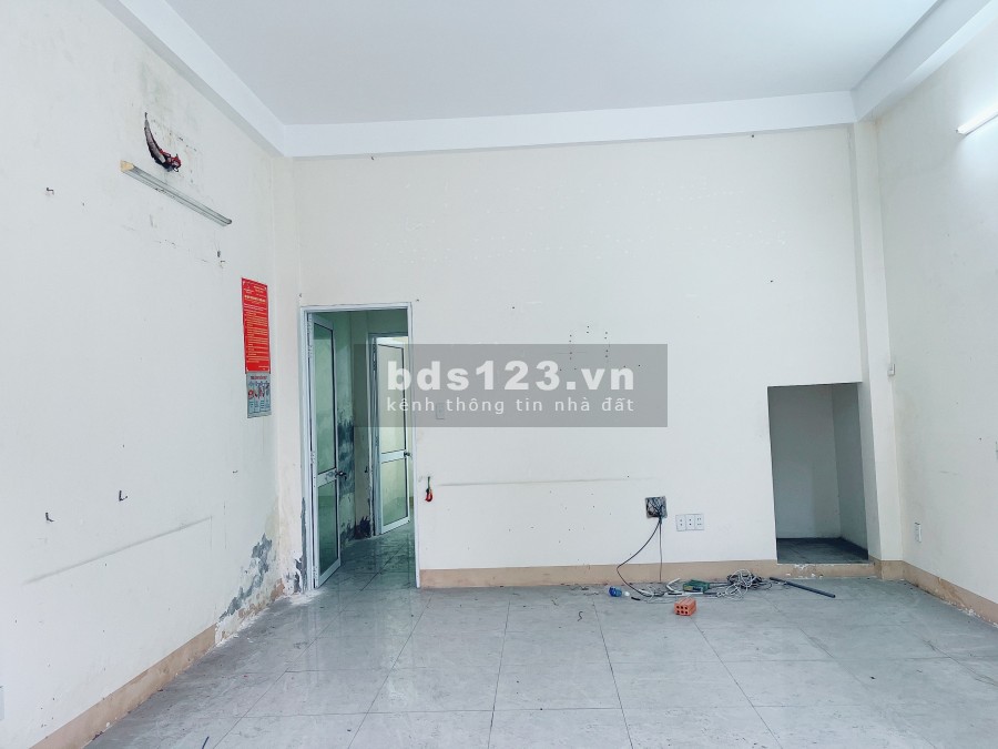 Cho thuê nhà mặt tiền đường Đống Đa Đà Bẵng nguyên căn giá 15 triệu ngang 5m