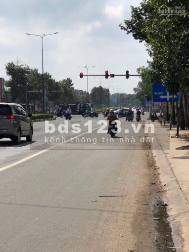 Bán gấp trong tuần đất nền mặt tiền 150m, giá bán 1.85 tỷ, sổ hồng riêng, thổ cư 100%