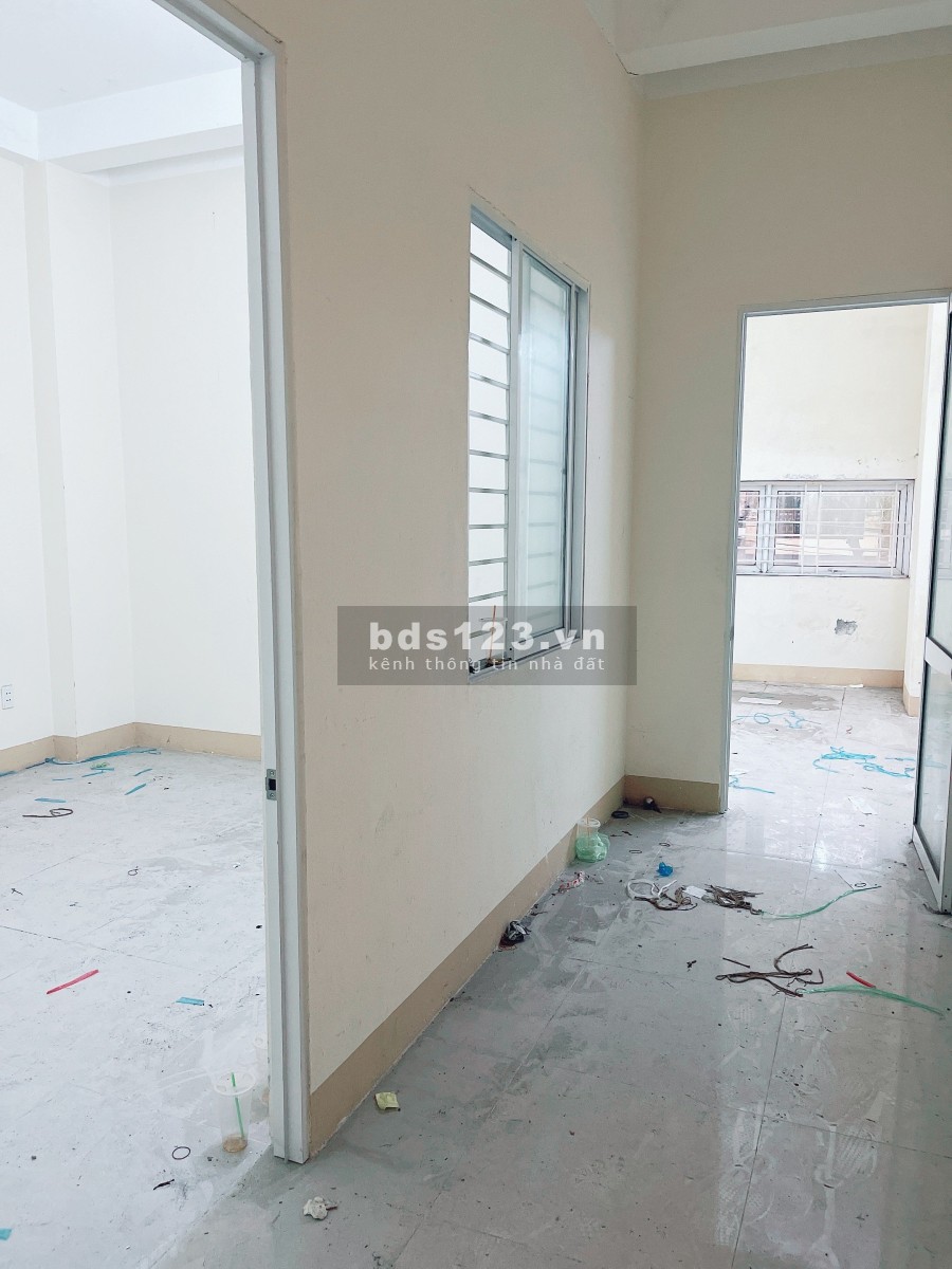 Cho thuê nhà mặt tiền đường Đống Đa Đà Bẵng nguyên căn giá 15 triệu ngang 5m