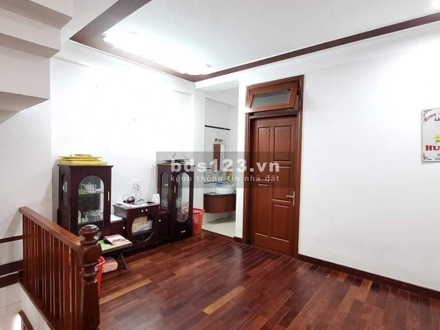 Cần bán siêu phẩm mặt tiền 3 tầng đường Phân Lăng 5, chủ nhà thiện chí, tặng nội thất cơ bản
