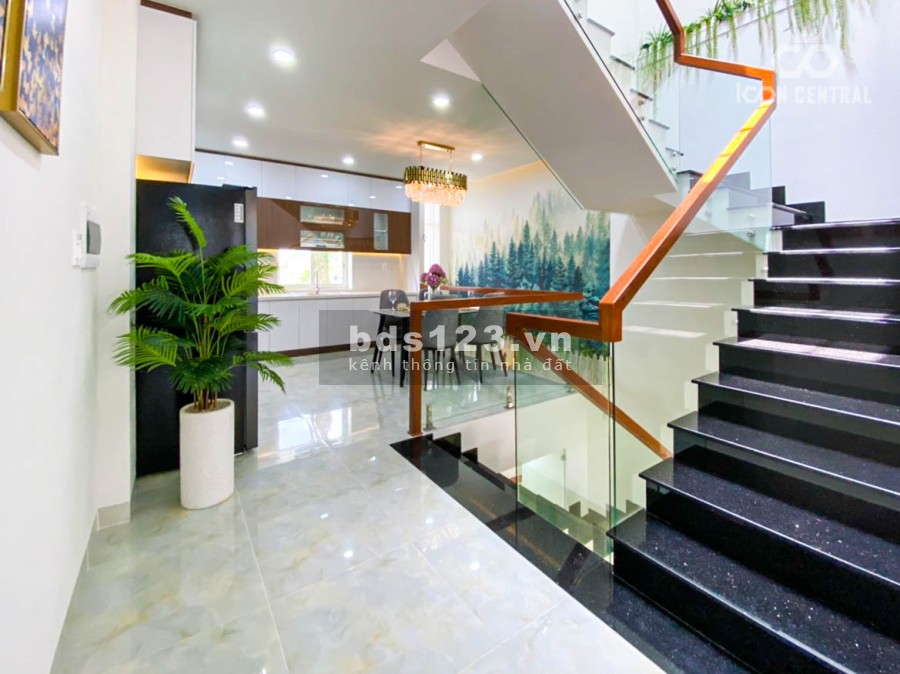 Bán nhà phố thương mại Icon Central- phân khu The Street giá đầu tư sinh lời, hỗ trợ vay
