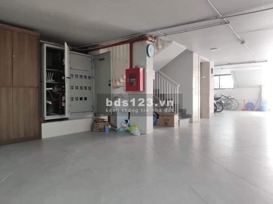 Mặt phố Đồng Me, Nam Từ Liêm, 130m2, giá 37 tỷ, 9 tầng, mt 6m, cho thuê 140 triệu/tháng