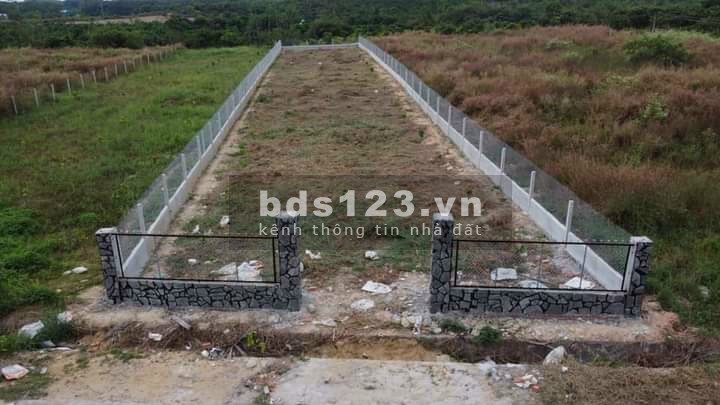 Cần bán đất nhựa Nam lộ- thần Đồng...Thông suối nho, 13*85 có 100m thổ cư, tường rào