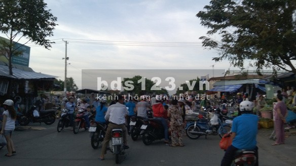 Cần Vốn Làm Ăn Sang Gấp Miếng Đất Tại Bình Dương Giá Rẻ Chỉ 550 Triệu/ Nền.Lh:0969.739.583