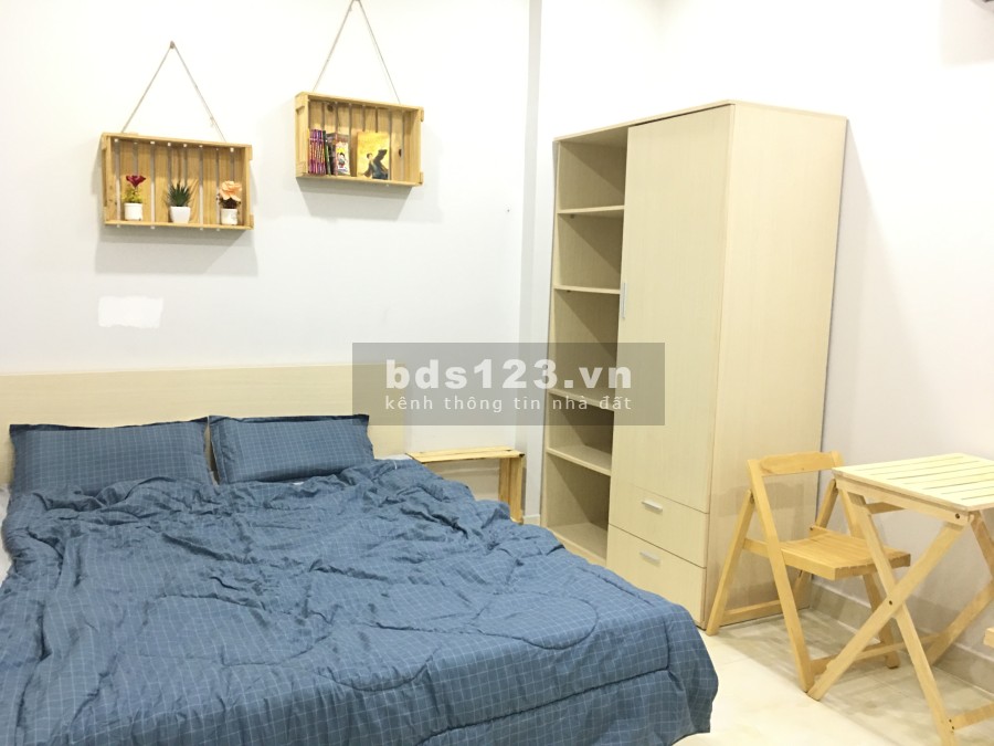 Cho thuê căn hộ studio trong nhà phố Cityland ban công rộng