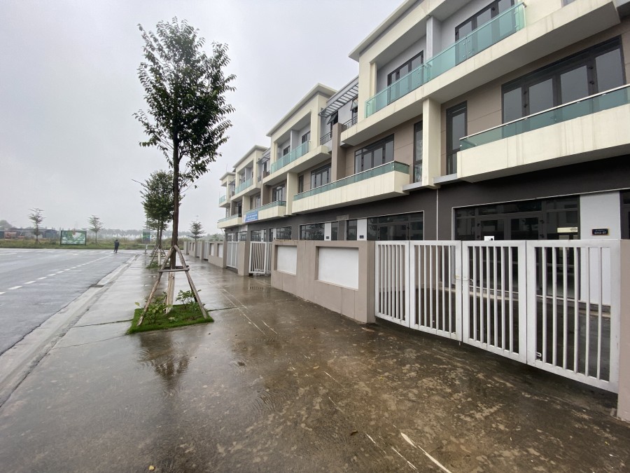 Bán shop house hướng bắc bắc căn áp góc gần sông và công viên giá tốt đầu tư