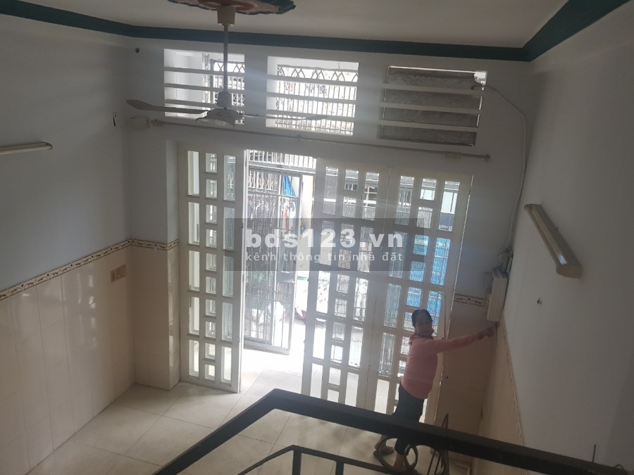 Cho thuê nhà nguyên căn hẻm 157/58/3/5 Dương Bá Trạc, Quận 8, khu dân cư đông đúc