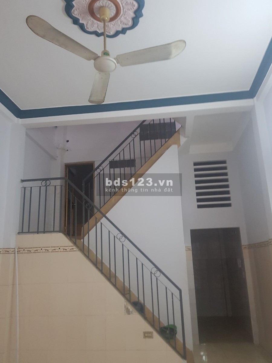 Cho thuê nhà nguyên căn hẻm 157/58/3/5 Dương Bá Trạc, Quận 8, khu dân cư đông đúc