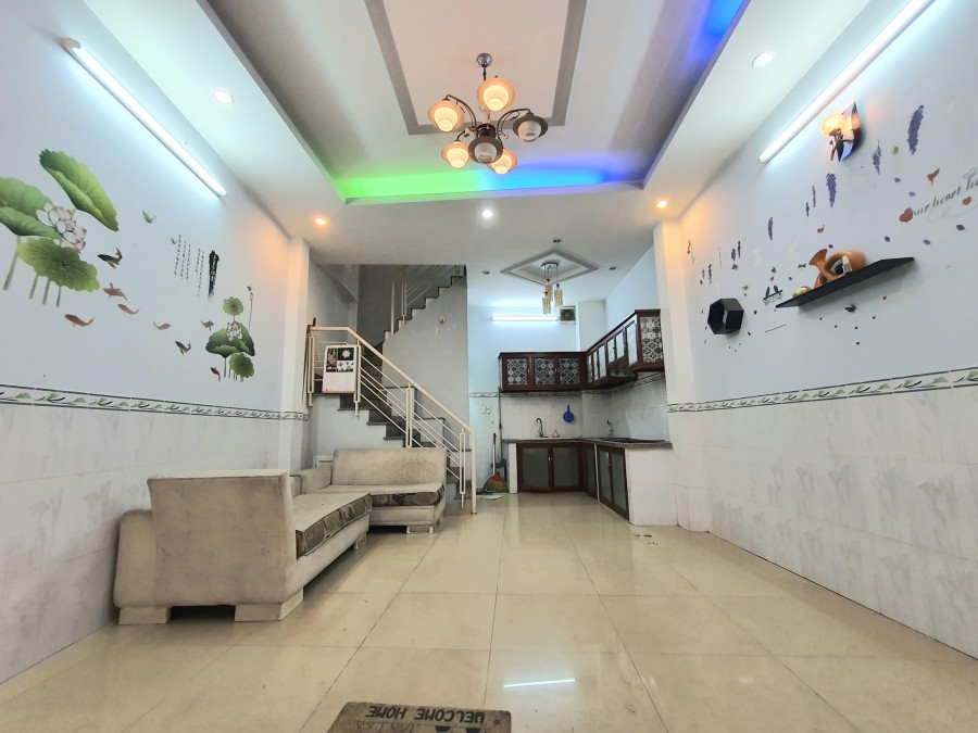 Bán nhà nguyên căn Gò Vấp, Nguyễn Văn Nghi, đúc 4 tầng, dt 36m2, giá bán 4 tỷ, cách hxh 50m