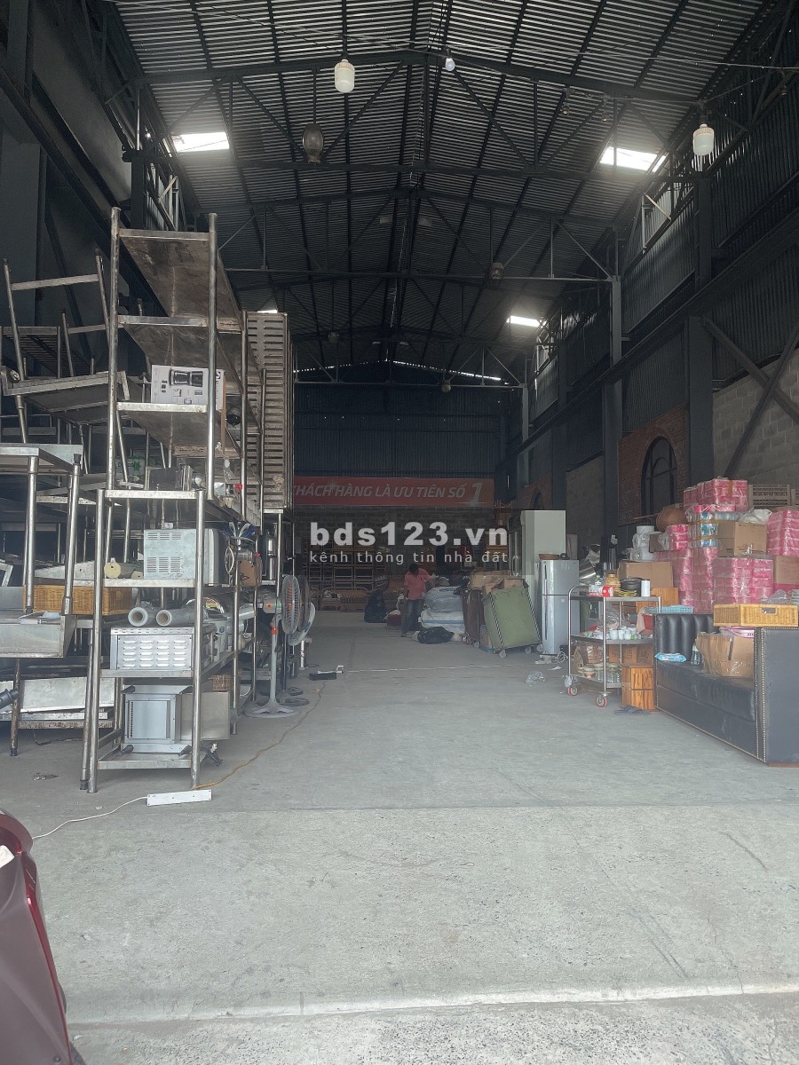 Cho thuê kho mặt tiền đường Ngũ Hành Sơn Đà Nẵng dtsd 700m² ngang 12m giá tốt
