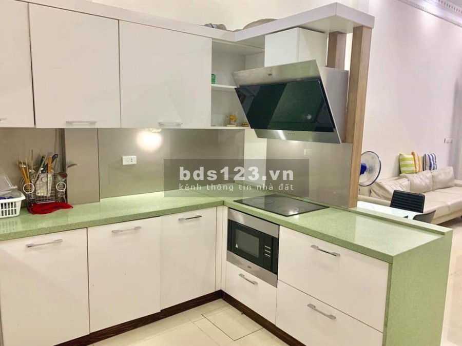 Nhà 4 tầng ngõ chùa Hà - Nguyễn Văn Huyên, diện tích 51m2, giá bán 8 tỷ, liên hệ 0865586356