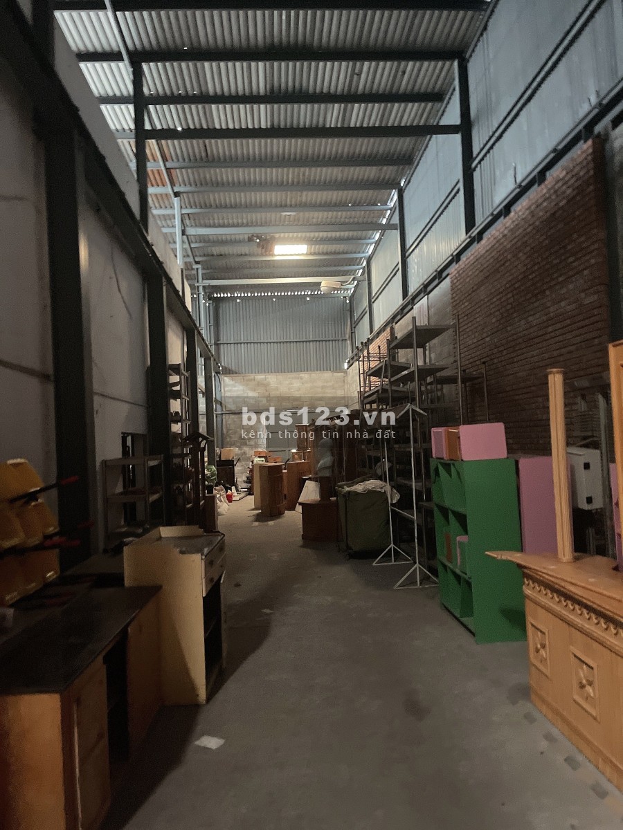 Cho thuê kho mặt tiền đường Ngũ Hành Sơn Đà Nẵng dtsd 700m² ngang 12m giá tốt