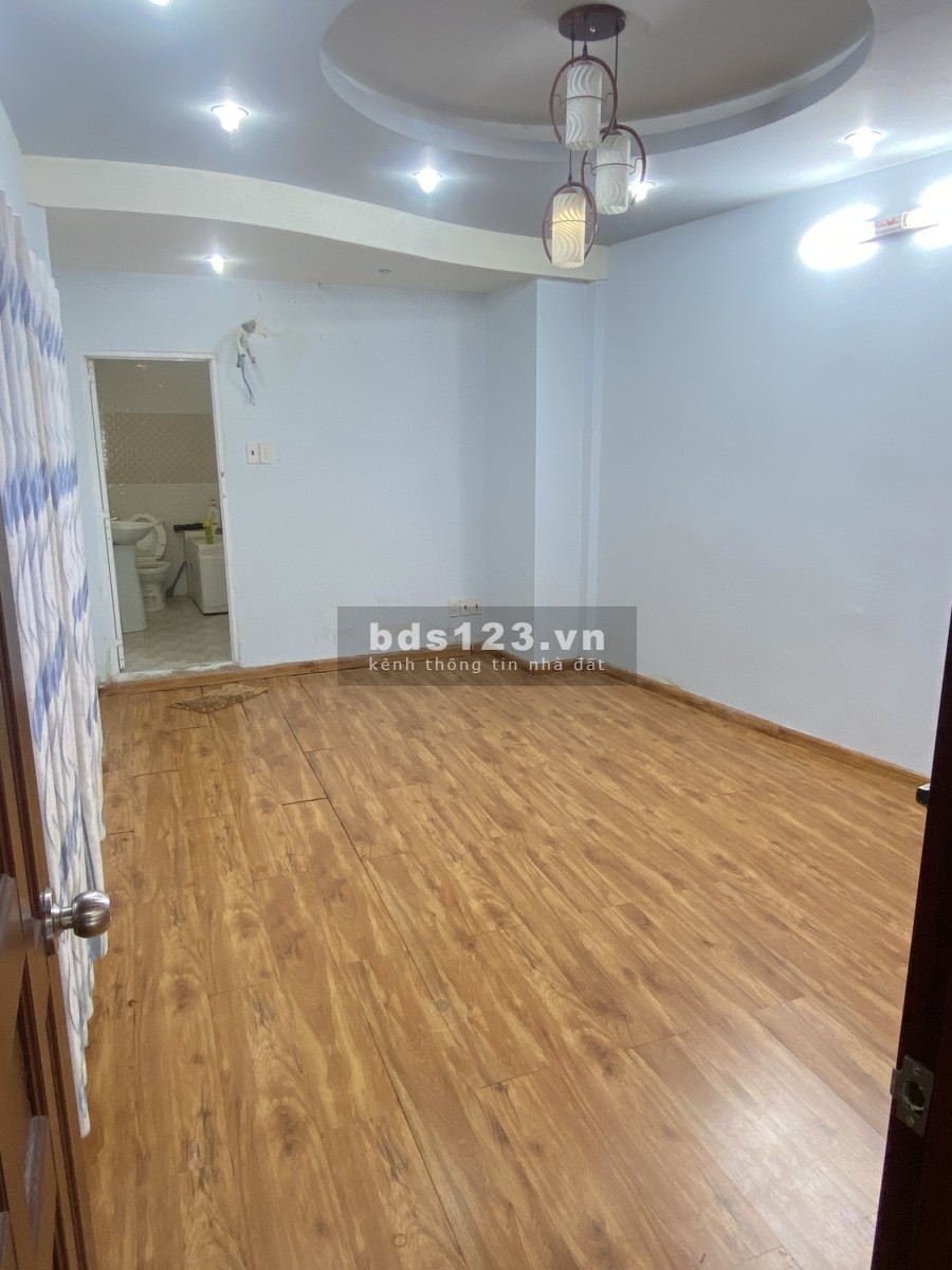 Cho thuê nhà nguyên căn chính chủ dtsd 100m2, 1 lầu, mt 958 Hậu Giang, Quận 6, khu an ninh