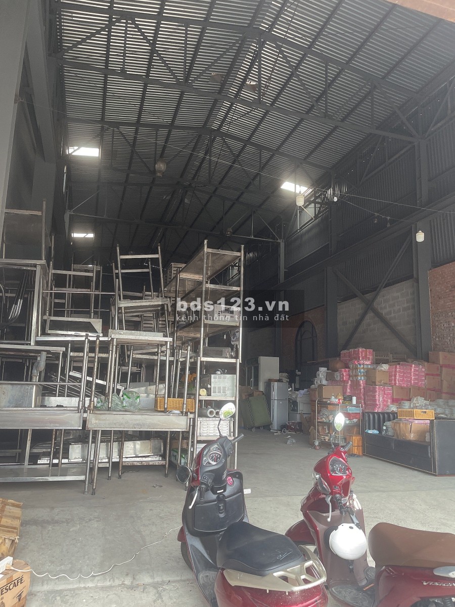 Cho thuê kho mặt tiền đường Ngũ Hành Sơn Đà Nẵng dtsd 700m² ngang 12m giá tốt