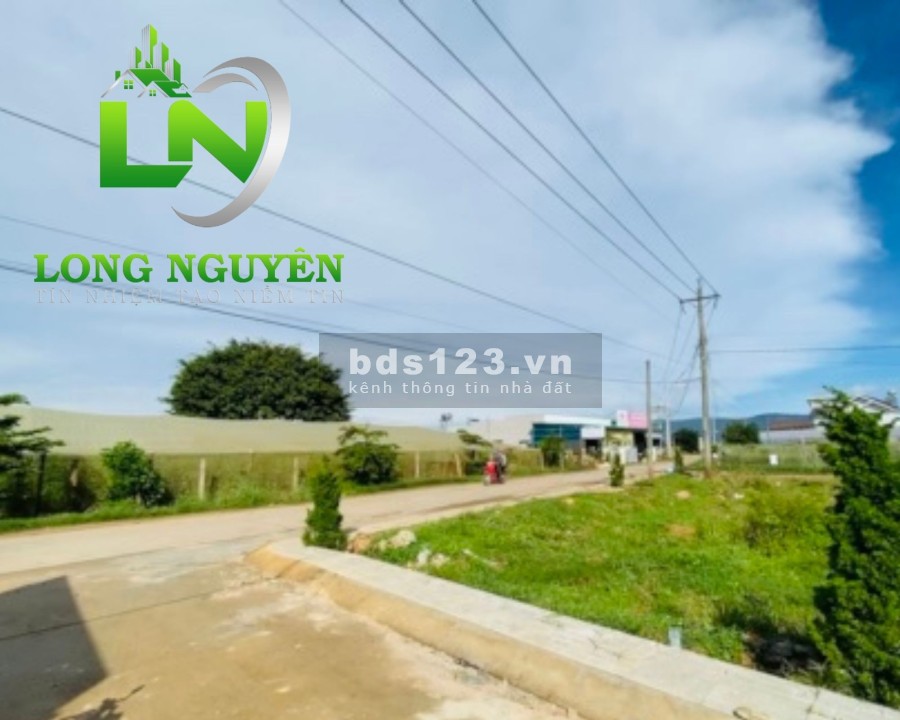 Chỉ 610 triệu sở hữu lô đất 5x37m2, thổ cư 80m2, sổ riêng ngay trung tâm chợ Ka Đô- Đơn Dương