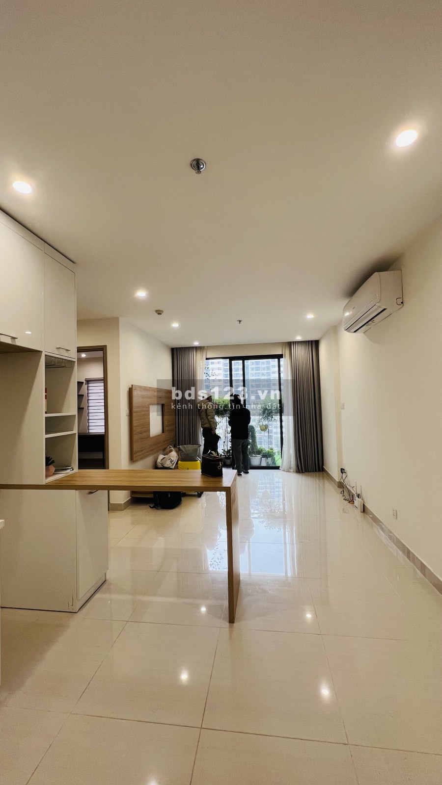 Cần tiền bán gấp căn chung cư 2 ngủ + 1 vs. Cắt lỗ pháp lý bàn giao đầy đủ nội thất, lh 0982143388