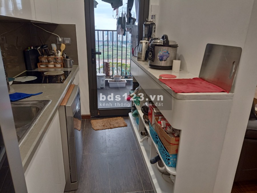 Cần bán gấp căn chung cư 2PN diện tích 83m2 tại 6th Element, Nguyễn Văn Huyên, Tây Hồ, Hà Nội
