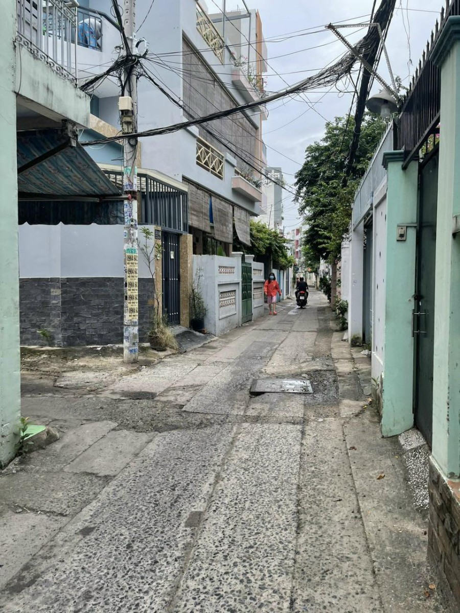 Chính chủ lâu đời bán nhà thừa kế hẻm xe hơi liên hệ trực tiếp chính chủ, giá tốt