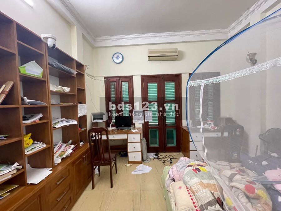 Phân lô Phùng Chí Kiên Nhà đẹp ở luôn diện ích sử dụng 43m2, 5 tầng đúc giá 6.5 tỷ