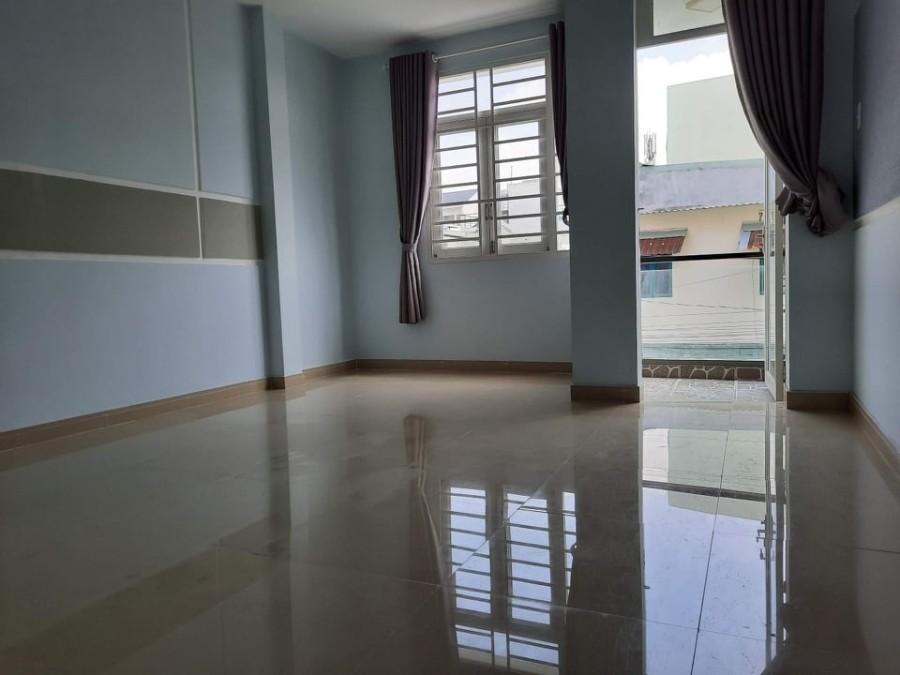 Bán nhà cực hiếm 4 lầu 6 pn, cho thuê giá 21 triệu/tháng, hẻm xe hơi, khu phân lô Hiệp Bình