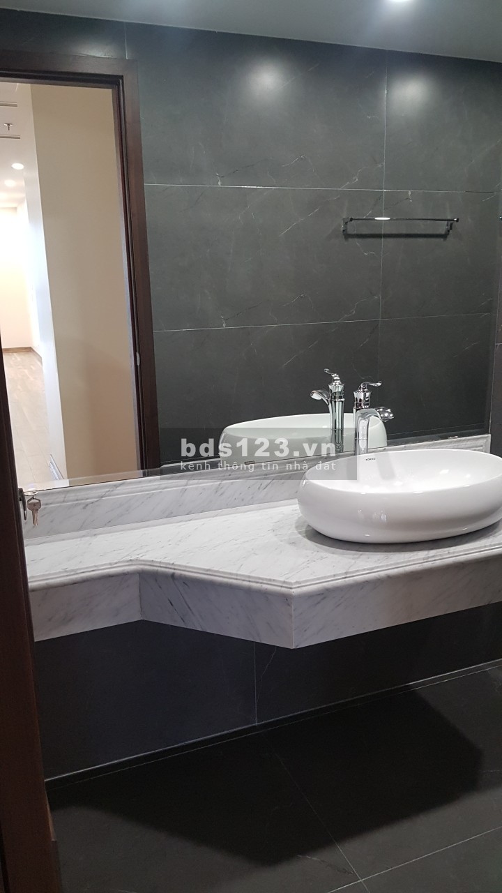Mặt phố An Trạch, Đống Đa, 100m2, giá: 45 tỷ, xây 9 tầng, mt: 6.5m, cho thuê 140 triệu/tháng.