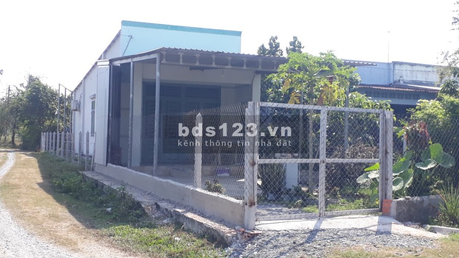 Bán nhà 184m2 Huyện Củ Chi ngay UB Phước Hiệp, có sổ, giá rẻ liên hệ 0913147356