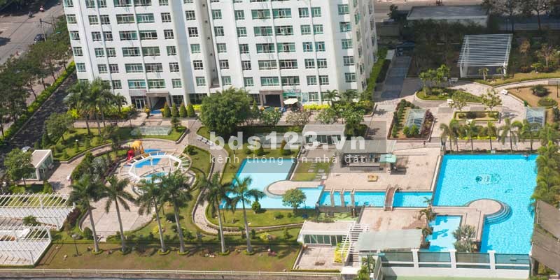 Chính chủ cho thuê căn hộ Giai Việt giá tốt, nhà có sẵn, sạch sẽ, khách có thể vào ở liền