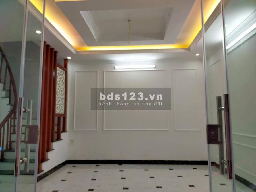 Cần Bán Nhà Mới Bạch Mai diện tích sử dụng 52m2 đúc 5 tầng giá bán nhanh 4,25 tỷ