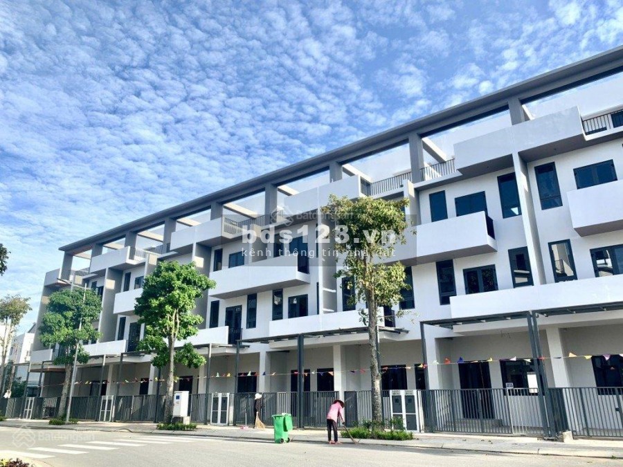 Shophouse Picity High Park Quận 12, vừa ở vừa kinh doanh. LH: 0903510188