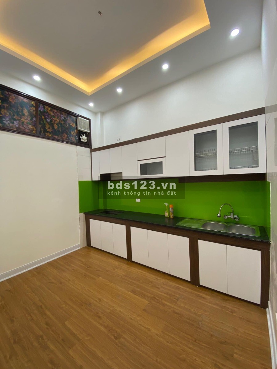 Bán nhà Trân Phú, Hà Đông, diện tích sử dụng 45m2 4 tầng, kinh doanh, giá chỉ 4 tỷ