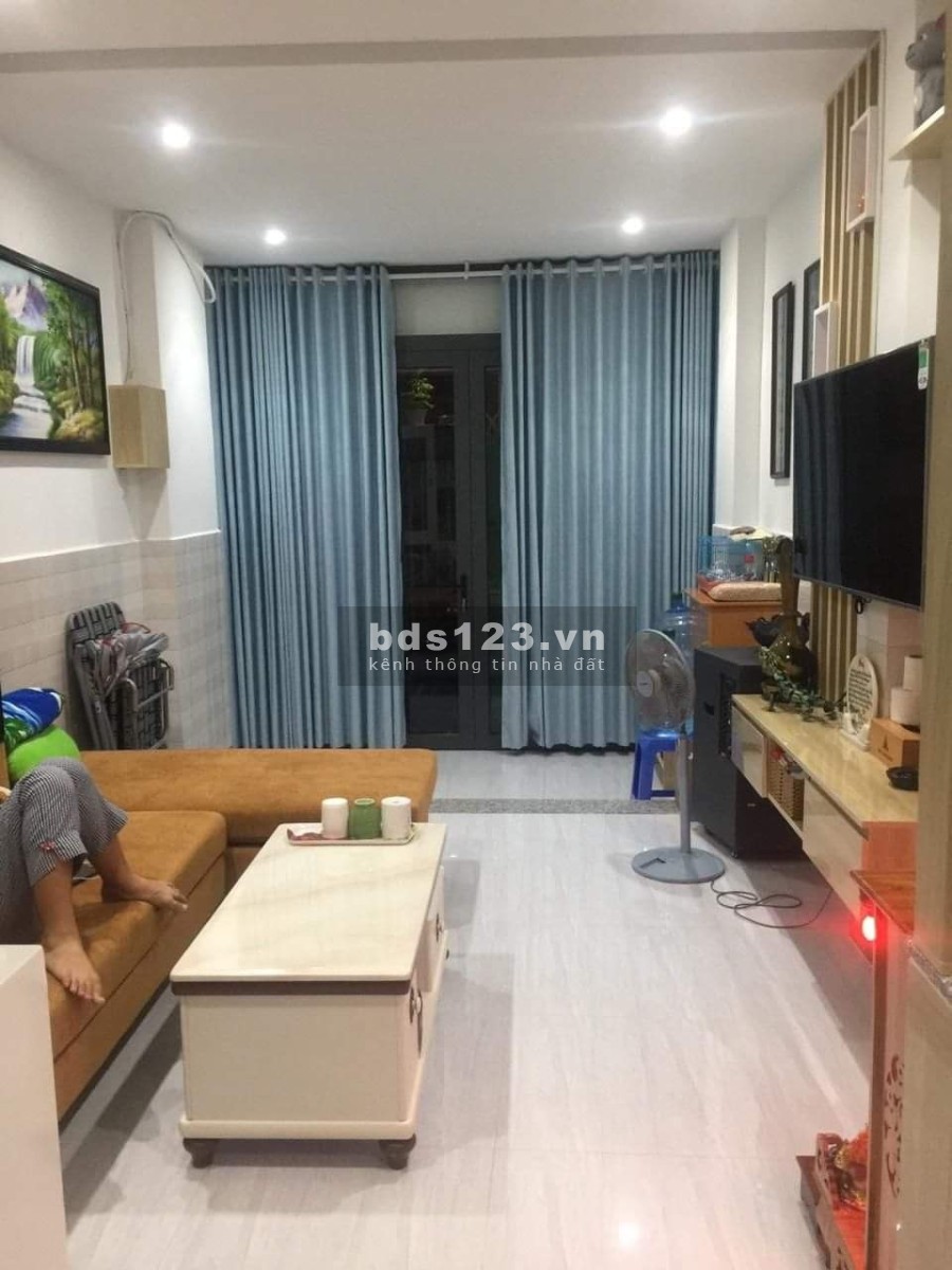 Nhà mới đẹp đường Tô Hiến Thành 4 tầng đúc, cạnh CV Lê Thị Riêng, tặng toàn bộ nội thất 5.8 tỷ