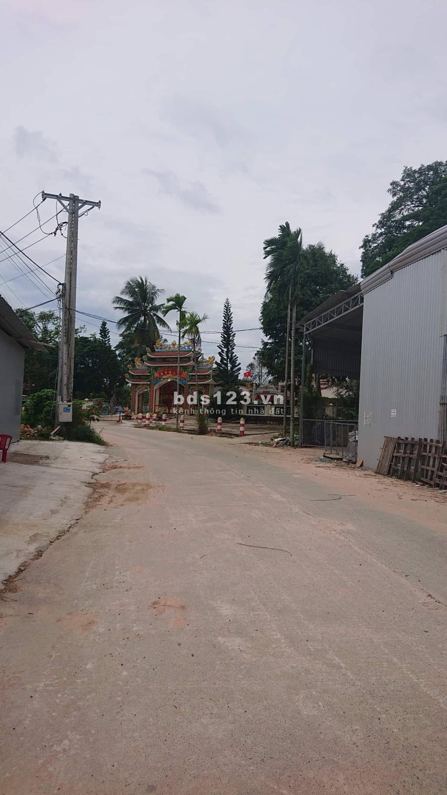 Bán đất Phú Quốc, mặt tiền đường chùa ông suối đá, sổ hồng chính chủ lh 0946780440
