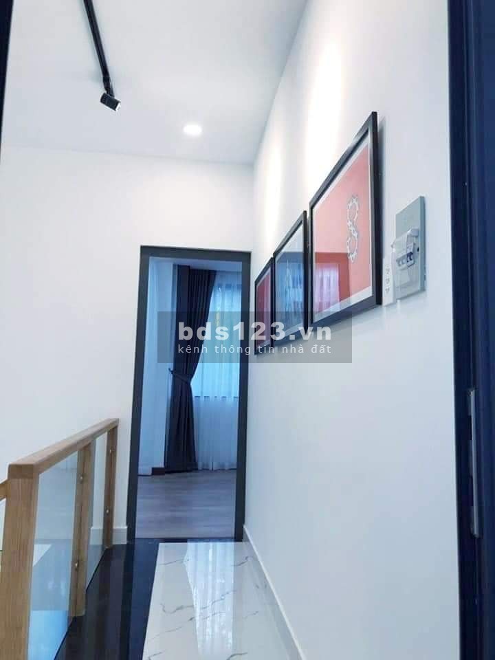 Bán nhà hẻm đường 3/2 Quận 10, 4 tầng dtsd 45m2, hẻm xe hơi giá bán chỉ 6.1 tỷ