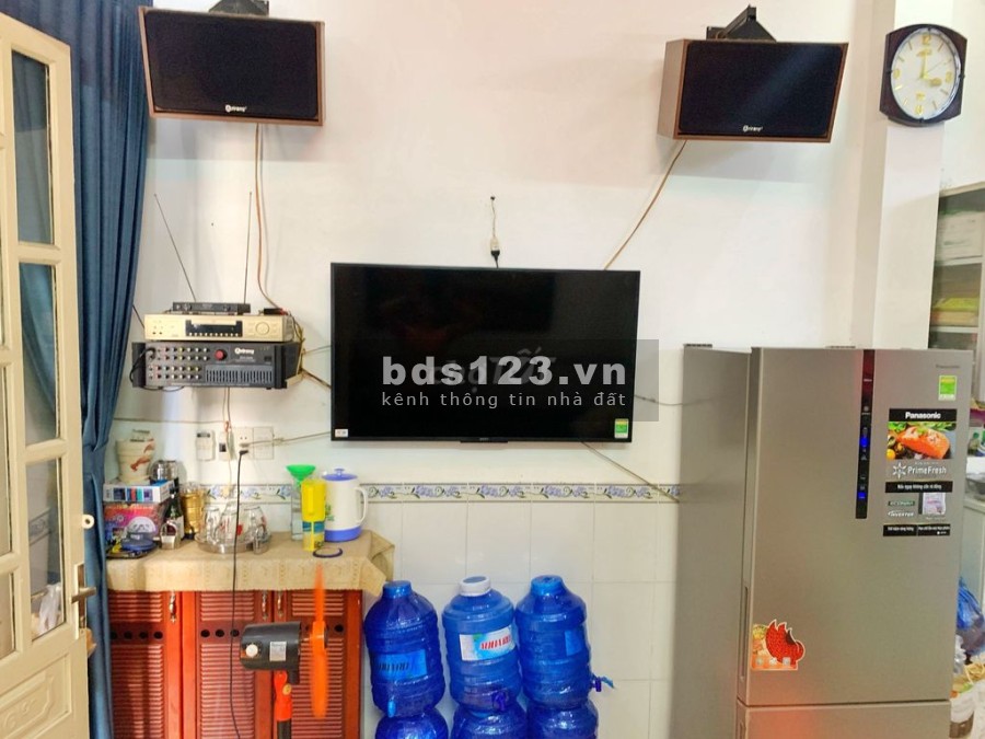 Bán nhà phố diện tích 4x8m, 2pn, 2wc 1 lầu ngay Chợ Hưng Long dự án The Sol City